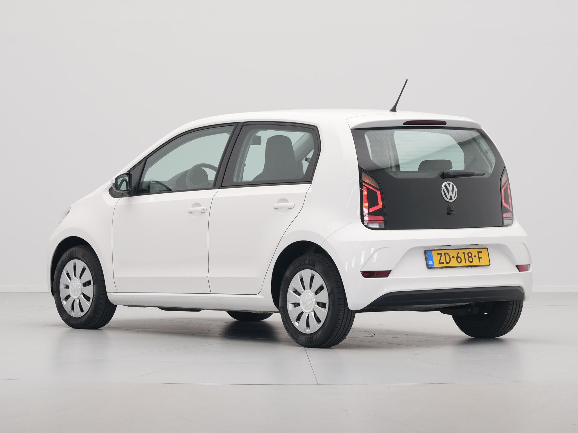 Volkswagen - up! 1.0 BMT move up! - 2019