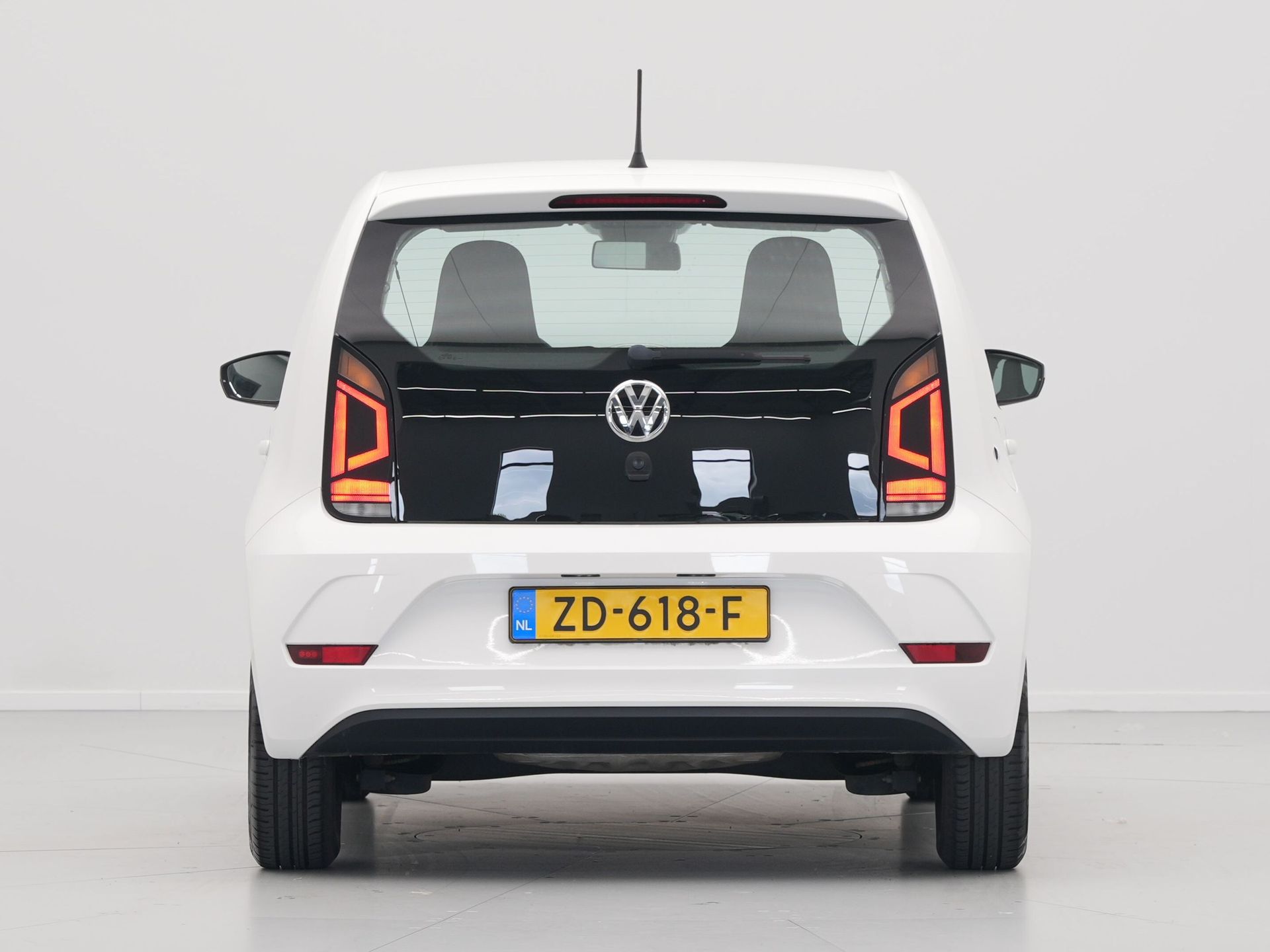 Volkswagen - up! 1.0 BMT move up! - 2019