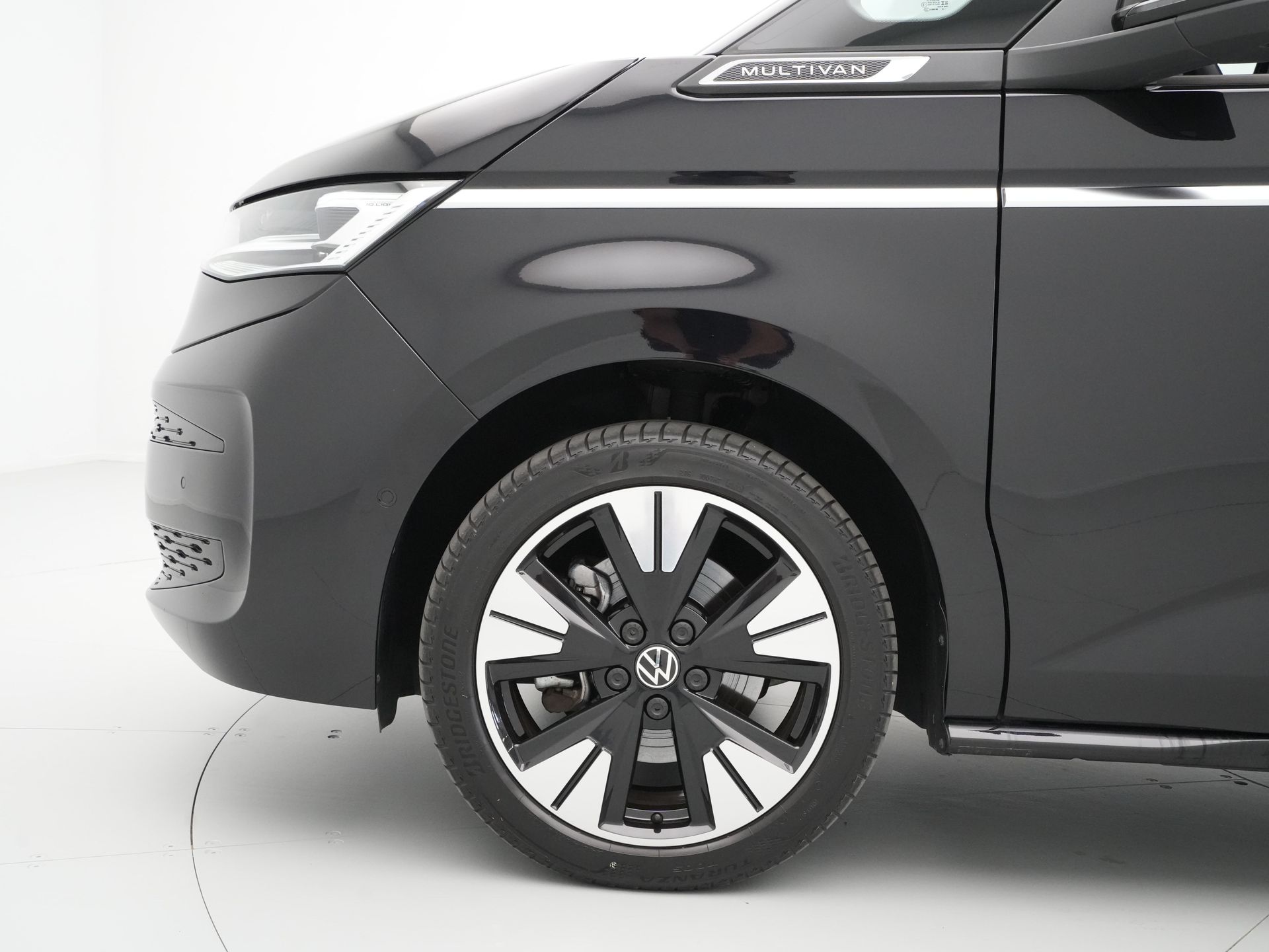 Volkswagen - Multivan 1.4 eHybrid 218pk L2H1 Style - 2023
