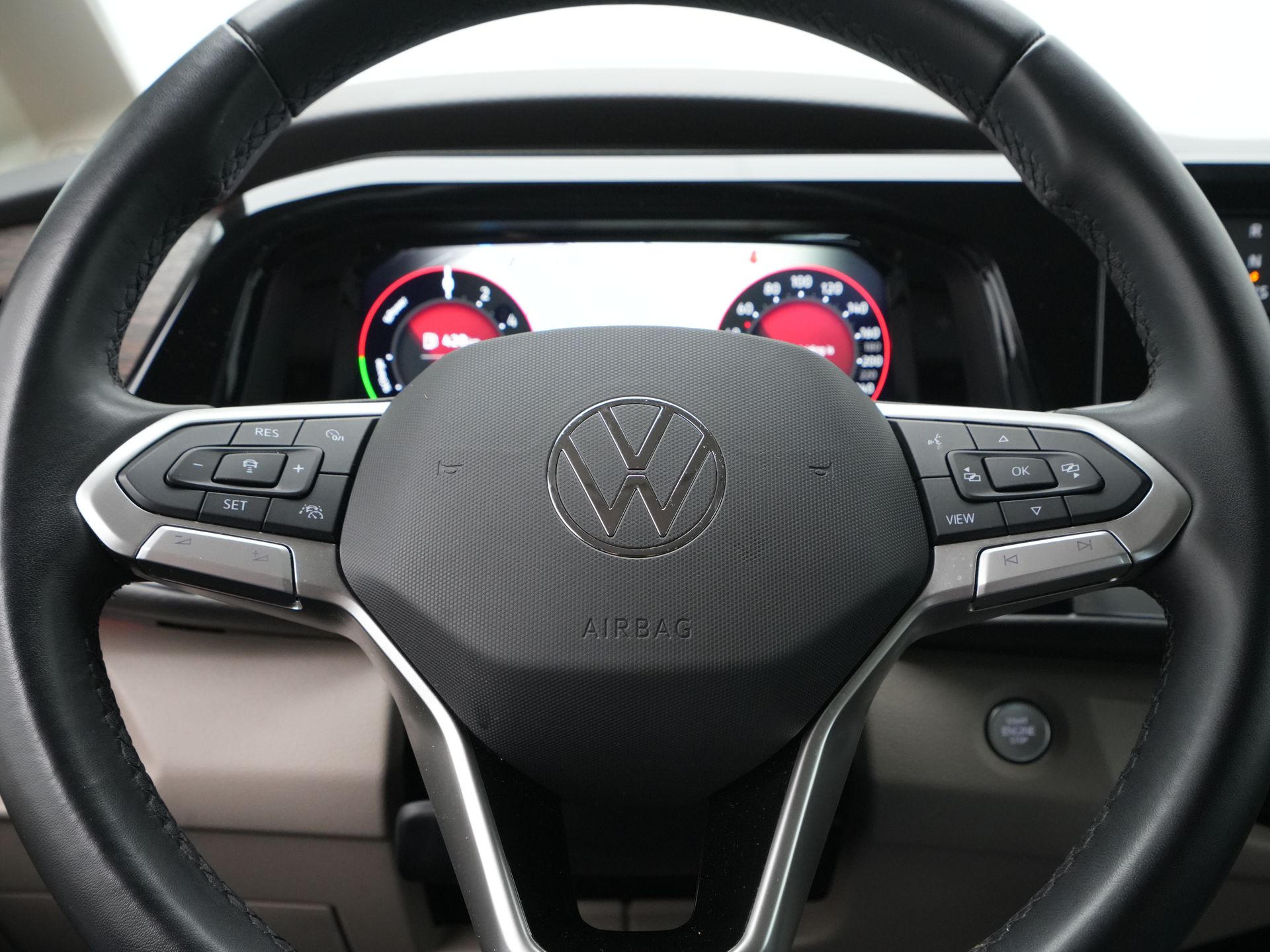 Volkswagen - Multivan 1.4 eHybrid 218pk L2H1 Style - 2023