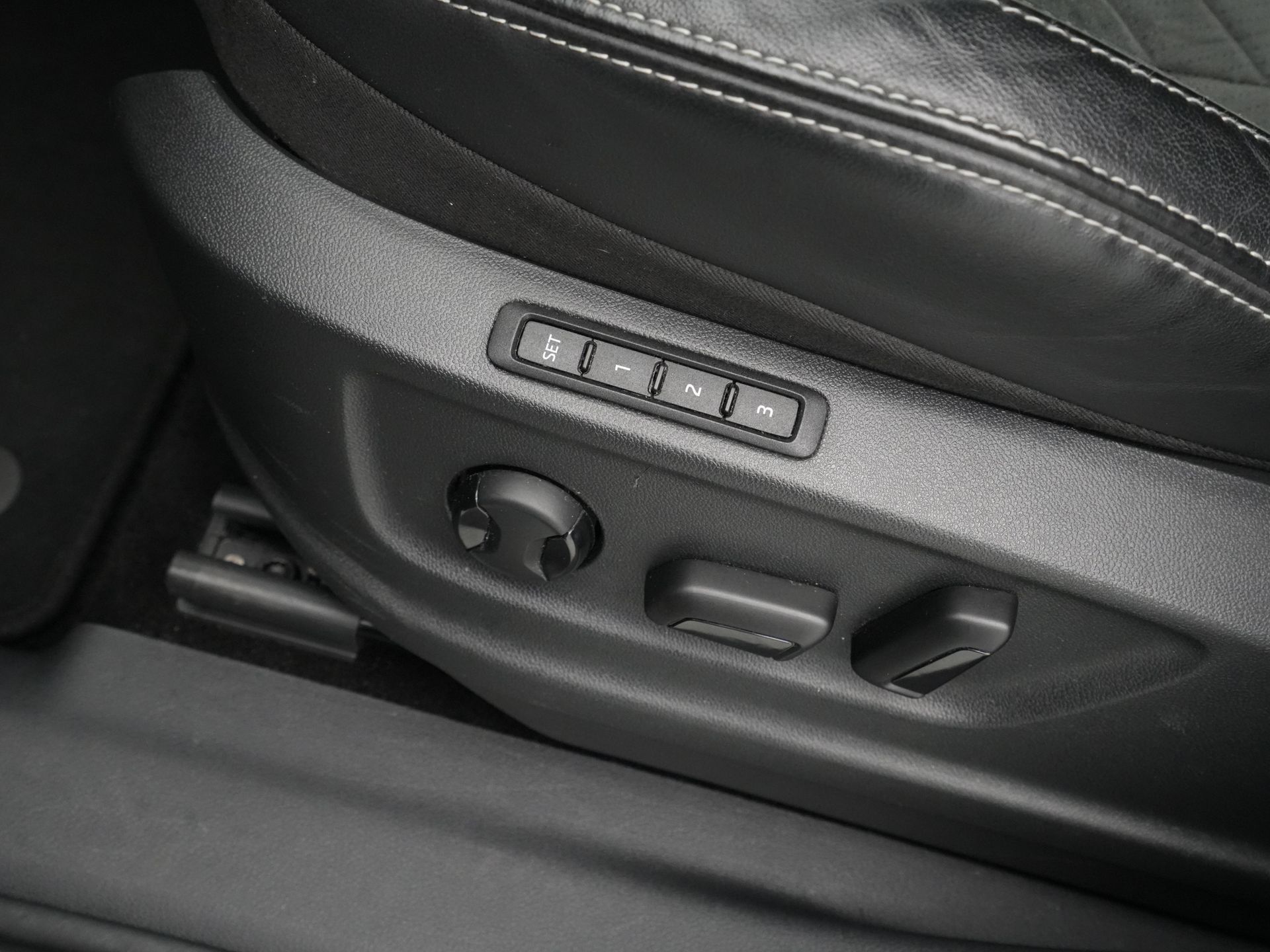 Škoda - Kodiaq 1.5 TSI 150pk DSG Sportline Business - 2021