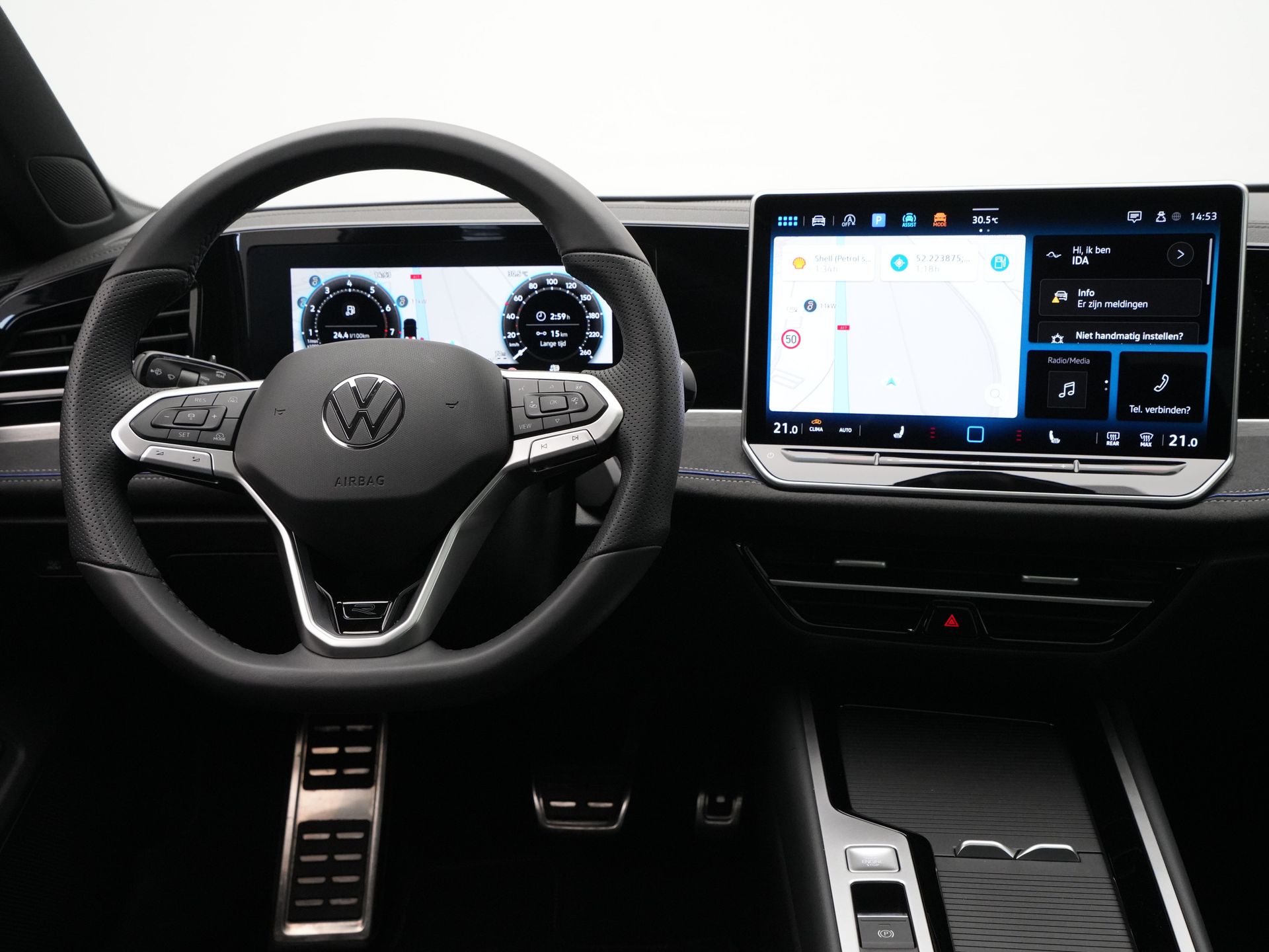 Volkswagen - Passat Variant 1.5 eTSI 150pk R-Line Business - 2024