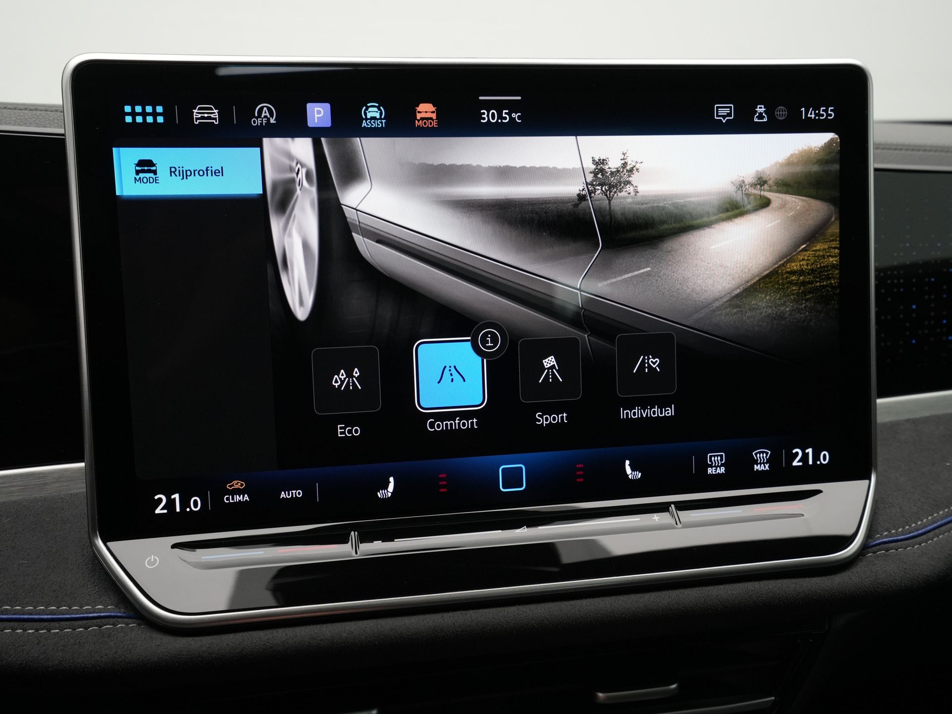 Volkswagen - Passat Variant 1.5 eTSI 150pk R-Line Business - 2024